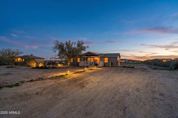 37531 Pioneer St, Tonopah, AZ 85354