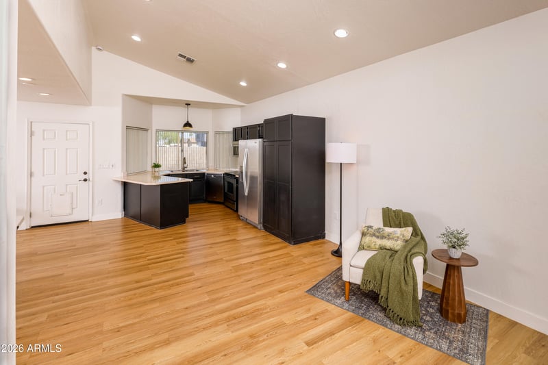 3755 Broadway Rd #16, Mesa, AZ 85206