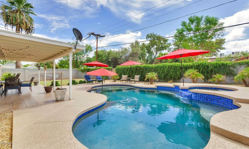 3757 E Clarendon Ave, Phoenix, AZ 85018