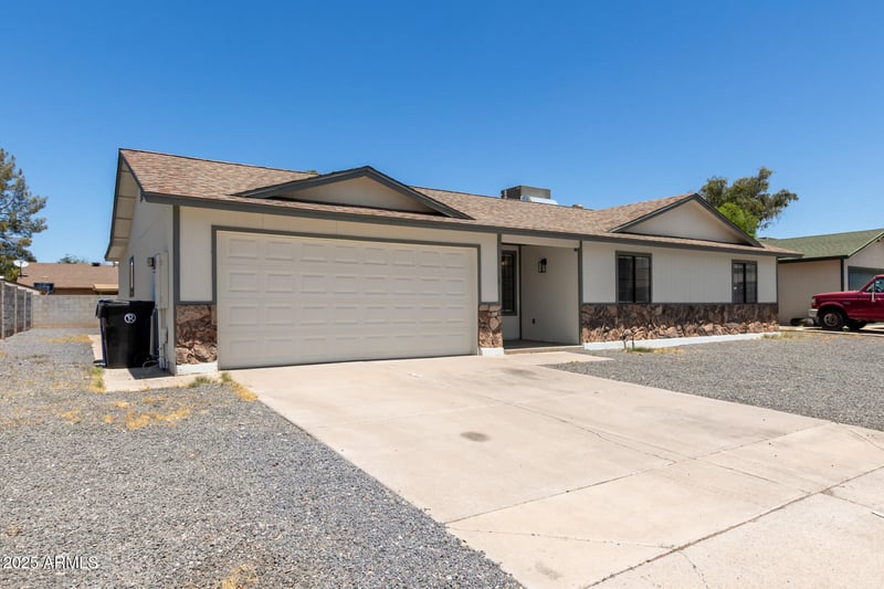 3758 Harmony Ave, Mesa, AZ 85206