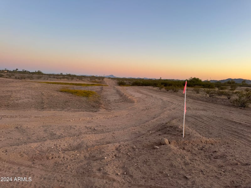 375TH N Of Montebello Ave #4, Tonopah, AZ 85354