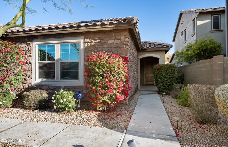 3760 Covey Ln, Phoenix, AZ 85050