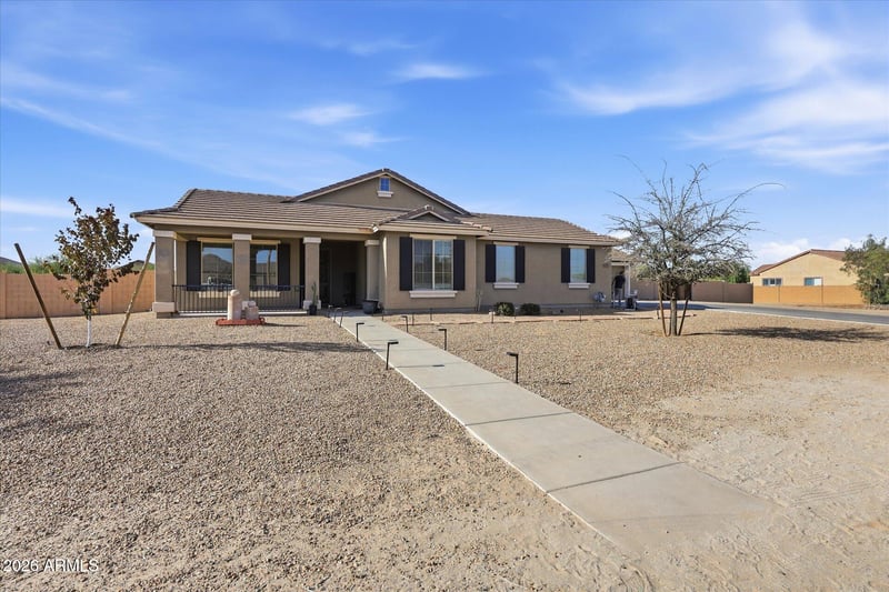 3760 Roberts Rd, San Tan Valley, AZ 85144