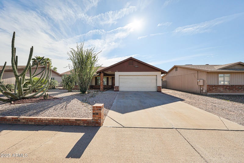 3761 Holmes Ave, Mesa, AZ 85206