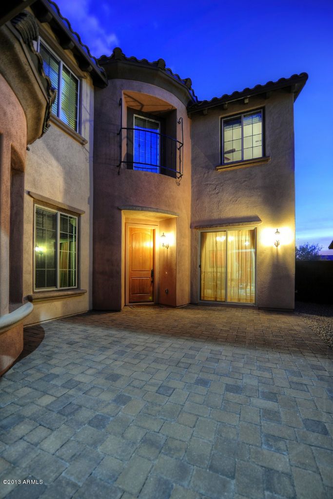 3763 E Zachary Dr, Phoenix, AZ 85050