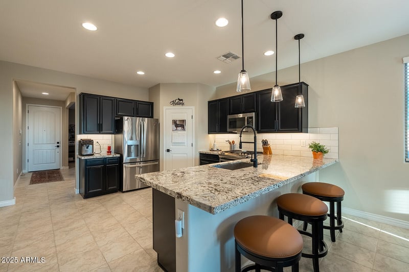 37646 Bridlewood Ln, San Tan Valley, AZ 85140