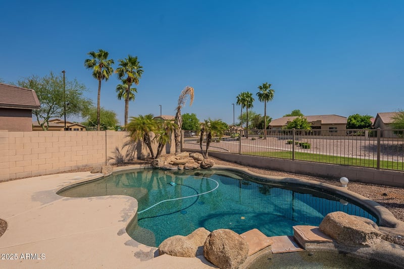 3765 Oxford Ln, Gilbert, AZ 85295