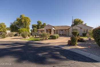 377 Clifton Ct, Gilbert, AZ 85295