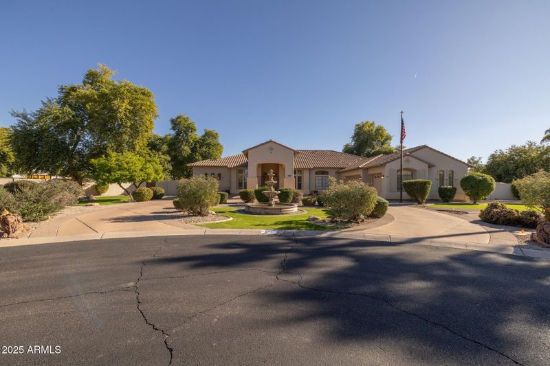 377 E Clifton Ct, Gilbert, AZ 85295