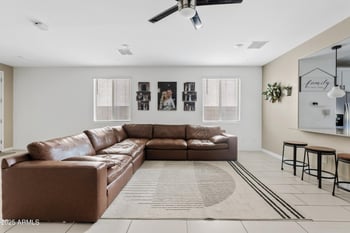 377 Pinnacle Ridge Dr, San Tan Valley, AZ 85140