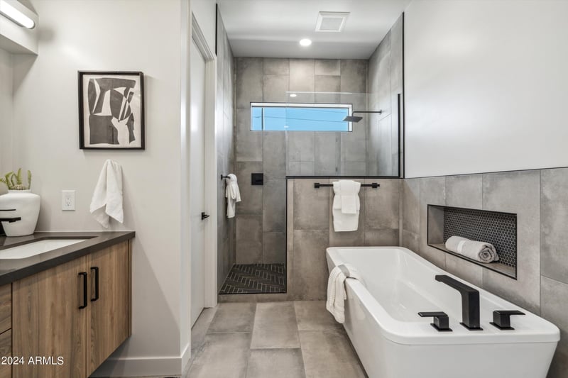 377 Windsor Ave #4, Phoenix, AZ 85004