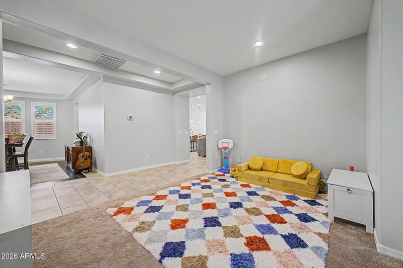 3770 W Aracely Dr, New River, AZ 85087