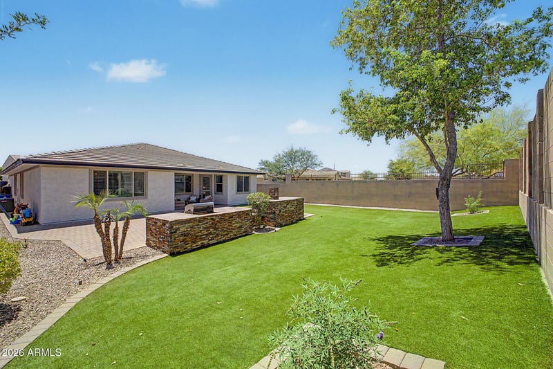 3770 W Aracely Dr, New River, AZ 85087