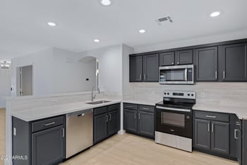 3770 Yellow Peak Dr, San Tan Valley, AZ 85144
