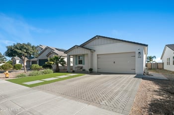 37741 Bentgrass Rd, San Tan Valley, AZ 85140