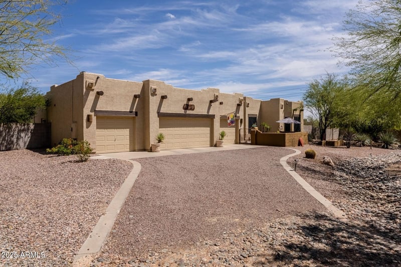 37809 9th Pl, Phoenix, AZ 85086