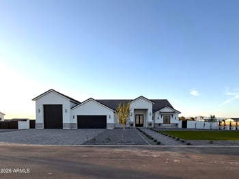 3782 Weston Ln, San Tan Valley, AZ 85140