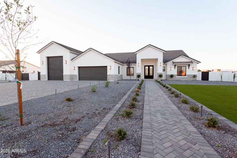 3782 Weston Ln, San Tan Valley, AZ 85140