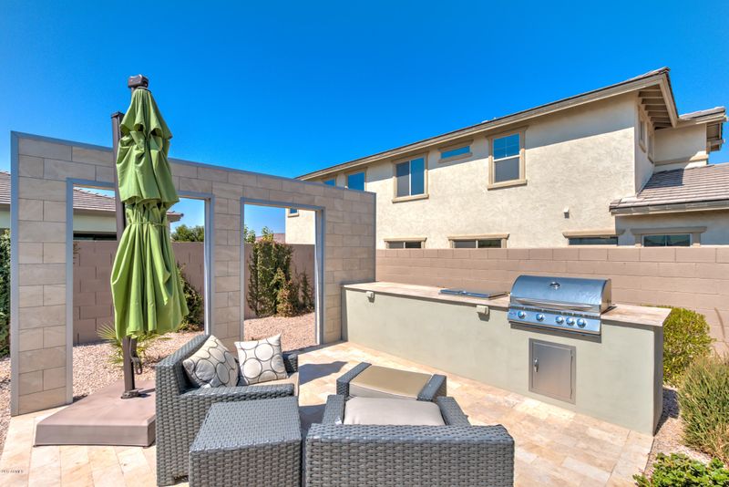3783 E Canyon Pl, Chandler, AZ 85249