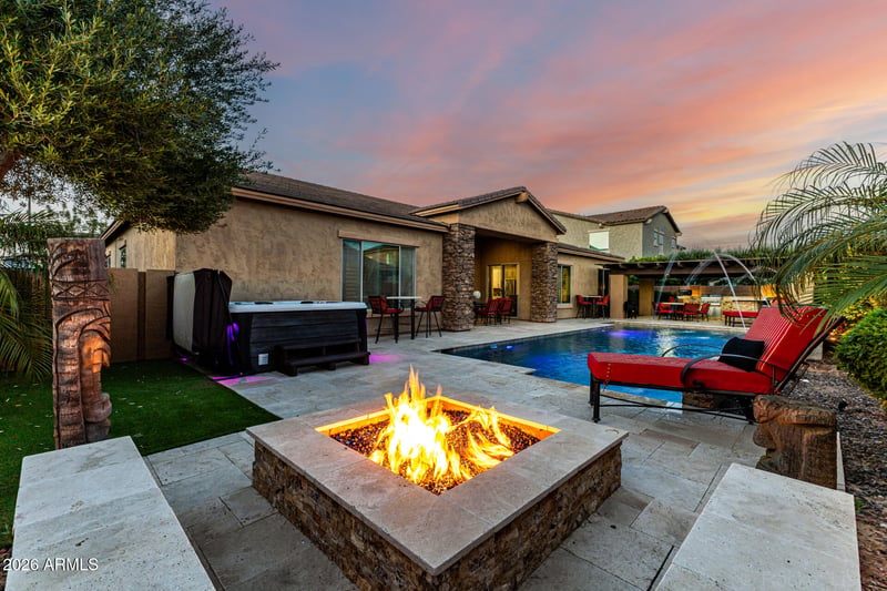 3785 Strawberry Dr, Gilbert, AZ 85298
