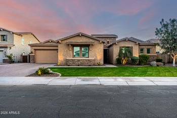 3785 Strawberry Dr, Gilbert, AZ 85298