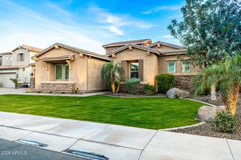 3785 Strawberry Dr, Gilbert, AZ 85298