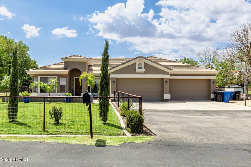 3785 Via Del Rancho Rd, Gilbert, AZ 85298
