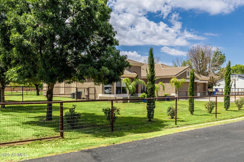 3785 Via Del Rancho Rd, Gilbert, AZ 85298