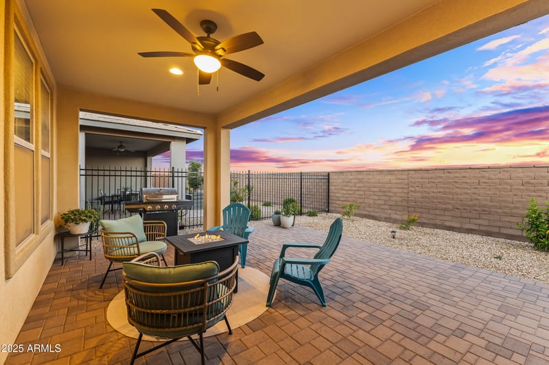 379 Las Puertas Ln, Queen Creek, AZ 85140