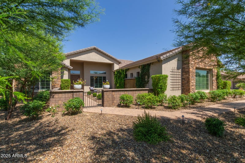 37903 6th Ave, Phoenix, AZ 85086
