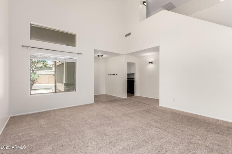 37911 Luke Ln, San Tan Valley, AZ 85140