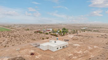 37911 Rancho Dr, Tonopah, AZ 85354