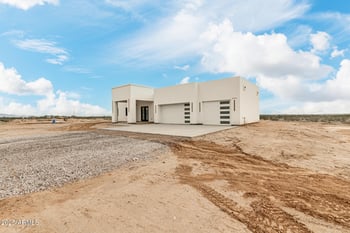 37911 Rancho Dr, Tonopah, AZ 85354