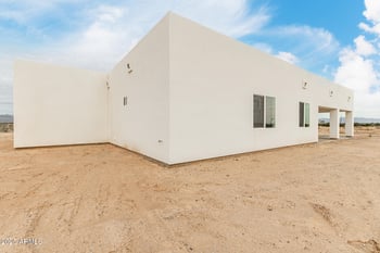 37911 Rancho Dr, Tonopah, AZ 85354