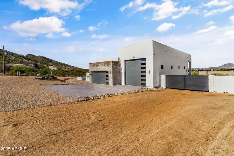 37931 31st Ave, Phoenix, AZ 85086