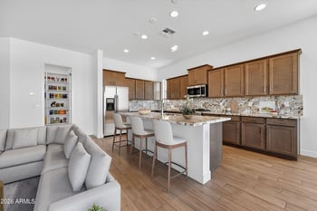 37954 Bridlewood Ln, San Tan Valley, AZ 85140