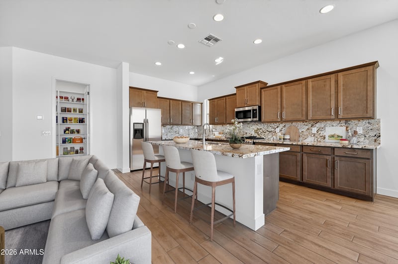 37954 Bridlewood Ln, San Tan Valley, AZ 85140