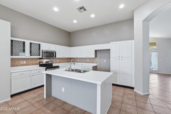3798 Seton Ave, Gilbert, AZ 85297