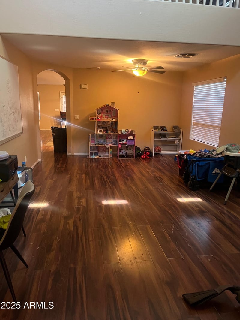 38 Gold Dust Way, San Tan Valley, AZ 85143