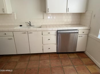 38 W Thomas Ln, Tempe, AZ 85281