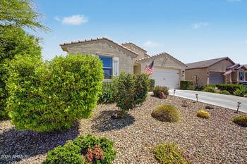 380 Pelipa Dr, San Tan Valley, AZ 85140