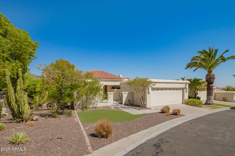 3800 Lincoln Dr #50, Phoenix, AZ 85018