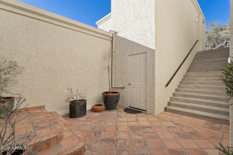 3800 Lincoln Dr #7, Phoenix, AZ 85018