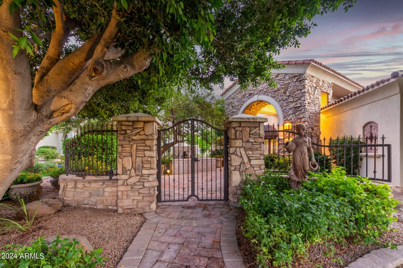 3800 S Clubhouse Dr #5, Chandler, AZ 85248