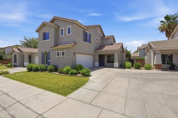 3800 Laurel Way, Chandler, AZ 85286
