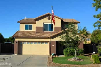 3800 Woodside Way, Gilbert, AZ 85297