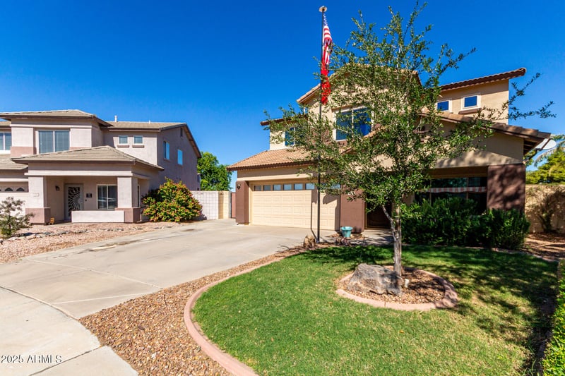 3800 Woodside Way, Gilbert, AZ 85297