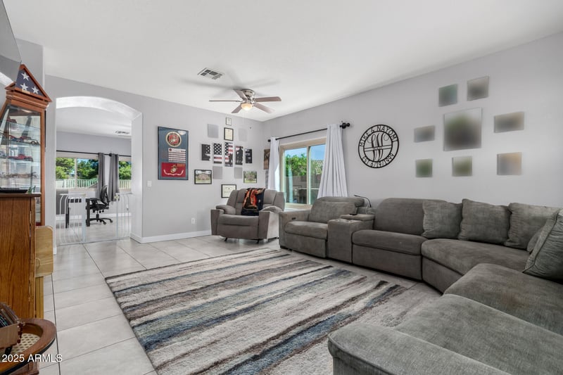 3800 Woodside Way, Gilbert, AZ 85297