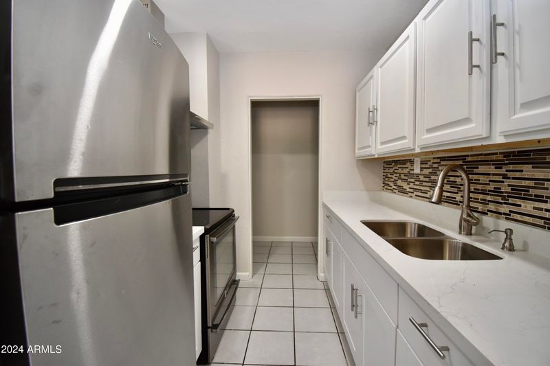 3801 E Taylor St, Phoenix, AZ 85008
