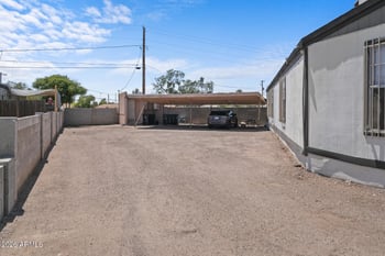 3801 N 23rd Dr, Phoenix, AZ 85015